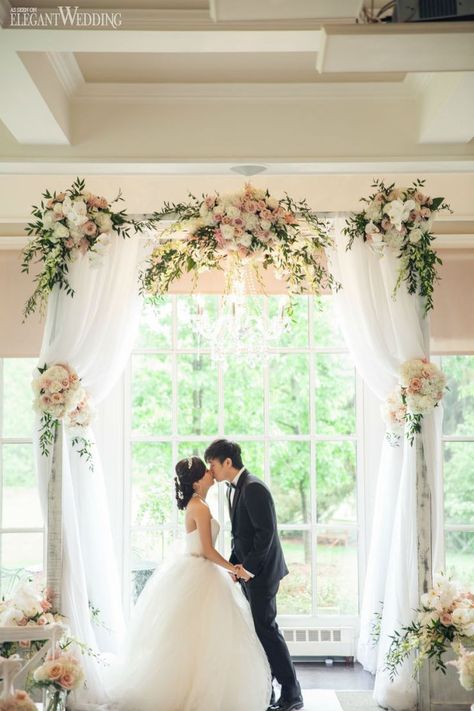 10 Rustic Old Door Wedding Decoration Ideas To Make Your Outdoor Country Weddings Unforgettable // [http://theendearingdesigner.com/10-rustic-old-door-wedding-decor-ideas-love-outdoor-country-weddings/] Wedding Ceremony Backdrop Indoor, Ceremony Backdrop Indoor, Wedding Arbors, Wedding Arch Rustic, Wedding Ceremony Ideas, Indoor Wedding Ceremonies, Secret Garden Wedding, Wedding Arch Flowers, Wedding Altars