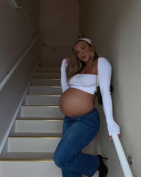 Pregnant Fits, Prego Style, Pregnant Photography, Summer Pregnancy Outfits, Rumi Neely, Pregnancy Belly Photos, Cute Pregnancy Pictures, Tammy Hembrow, Belly Photos