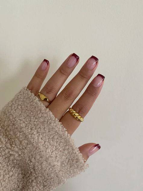 Nail Inspo Acrylic Autumn, Autumn Nails Ideas Square, Shirt Square Nails Design, Fall Gel Nails Ideas French Tip, Square Nail Inspo Fall, Short Cute Nails Fall, Cute Christmas Themed Nails, Halloween Simple Nails Short, Fall Themed French Tip Nails