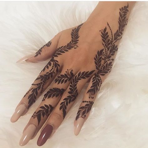 Henna Designs Leaves, Black Henna Designs Simple, Black Henna Designs, Henna Designs Arabic, Henna Hand Designs, Indian Henna Designs, Henna Designs Simple, Arabic Henna Designs, Finger Henna Designs