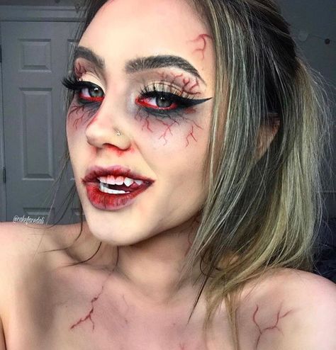 Halloween Makeup Zombie, Halloween Zombie Makeup, Zombie Halloween Makeup, Makeup Zombie, Halloweenský Makeup, Party Make-up, Vampire Makeup, Halloween Makeup Scary, Zombie Makeup