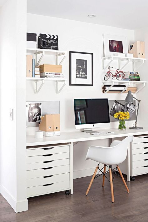 Traditional Decor Southern, Small Office Design, Office Architecture, Under Desk Storage, Craft Room Design, White Desk, Guest Room Decor, Dekorasi Kamar Tidur, Small Home Office