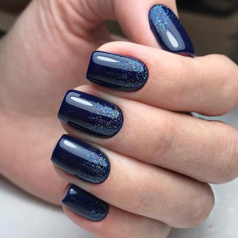 January Nail Dip Ideas, Navy Blue Ombre Nails, January Dip Nails, Ombre Nail Design, Nails Grunge, Inspiration Designs, Ombre Nail Art Designs, Navy Nails, Navy Blue Nails