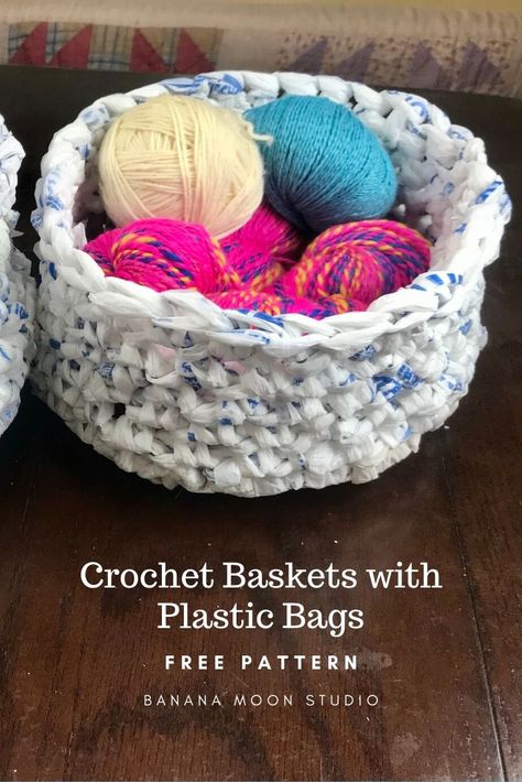 Crochet With Plastic Bags Free Pattern, Plarn Basket Crochet, Plastic Bag Basket Diy How To Make, Plarn Projects Crochet Patterns, Crocheting With Plastic Bags, Plarn Crochet Patterns, Plarn Projects Crochet, Crochet With Plastic Bags, Crochet Plastic Bags