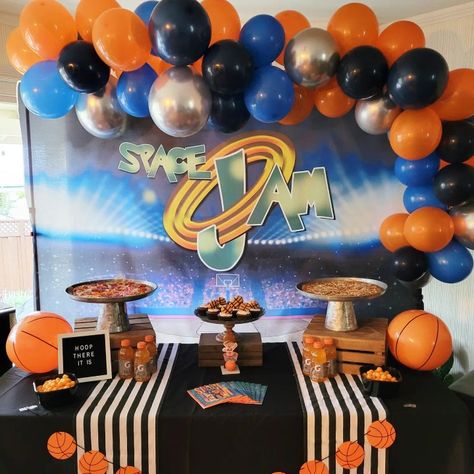 Space Jam Birthday Party Cake, Space Jam Party Ideas, Space Jam Birthday Party Ideas, Space Jam Cake, Space Jam Birthday Party, Space Jam Party, Space Jam Birthday, Space Jam Theme, Homecoming 2024