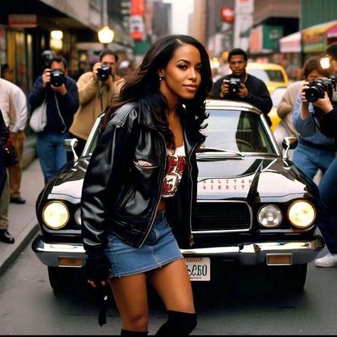 Aaliyah Style, Aaliyah Haughton, Famous Singers, Special Girl, Second Baby, Really Cute Outfits, Aaliyah, Photoshoot Inspiration, Black Is Beautiful