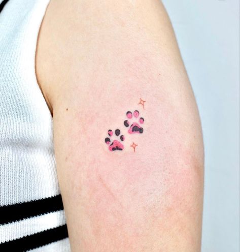 Cat And Dog Paw Print Tattoo, Cat Paw Print Tattoo, Cat Paw Tattoos, First Tattoo Ideas, Cat Tattoo Ideas, Doctor Tattoo, Rose Shoulder Tattoo, Pawprint Tattoo, Dog Paw Tattoo