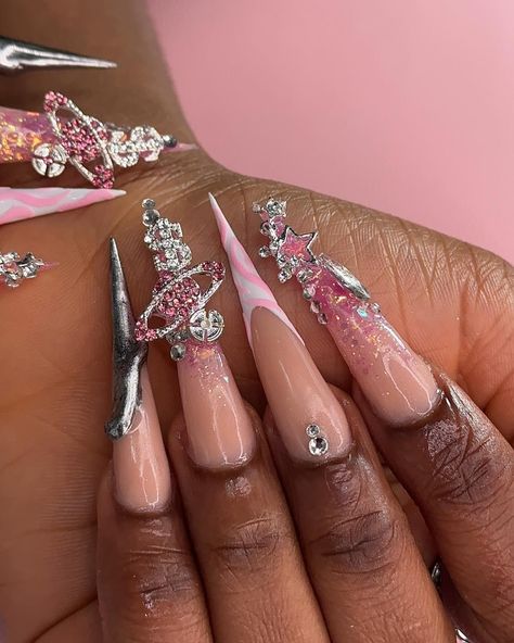 Book a freestyle with me today💕💕 How To Book: ~ click the link in my bio and select “Simple Freestyle” ~ add-on “stiletto” & “xxl” ~ select time and book ✨ . . . #lapnailz Cute Stiletto Nails Designs, Hamilton Nails, Long Stiletto Nails, Homecoming Nails, Beauty Nails Design, Acrylic Toe Nails, Stiletto Nails Designs, Simple Acrylic Nails, Diamond Nails