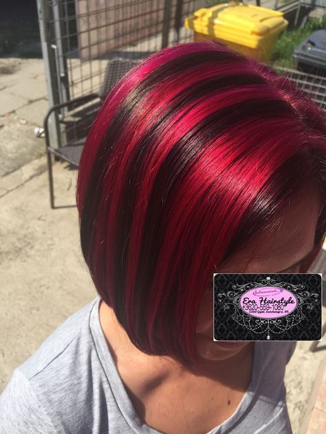 Brownish Red Hair, Black Hair With Red Highlights, Burgundy Highlights, Black Red Hair, Funky Short Hair, Chunky Highlights, Perfect Hair Color, Creative Hair Color, Bright Red Hair