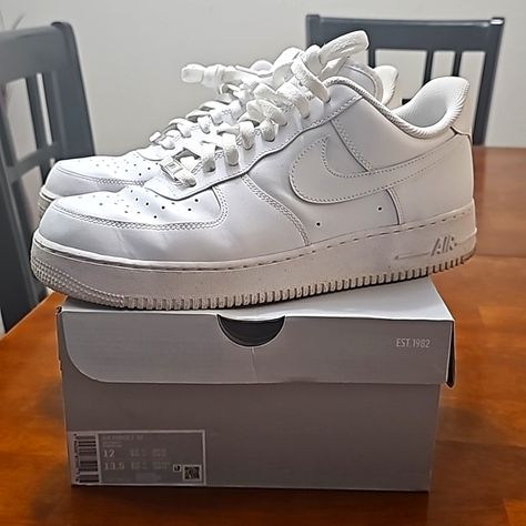 Mens Nike Air Force 1 07 Triple White Worn Twice. No Issue Minor Cleaning Like Brand New. White Air Force 1, Air Force Shoes, Nike Air Force 1 07, Mens Nike Air, Jelly Shoes, Walker Boots, Pretty Shoes, Nike Air Force 1, Sneaker Shopping