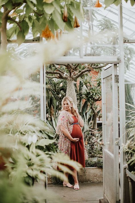 Greenhouse, boho maternity session by Cait Rose Photography Greenhouse Family Photos, Greenhouse Maternity Shoot, Photography Greenhouse, Gardens Photoshoot, Greenhouse Photos, Greenhouse Photoshoot, Pregnant Pictures, Greenhouse Pictures, Beginners Photography