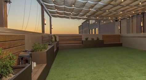 Rooftop Yoga Studio Outdoor Yoga Space, Rooftop Yoga, Vinyl Cafe, Commercial Canopy, Minimalist Apartment Decor, Lifetime Fitness, Yoga Space, Minimalist Apartment, Home Gym Design