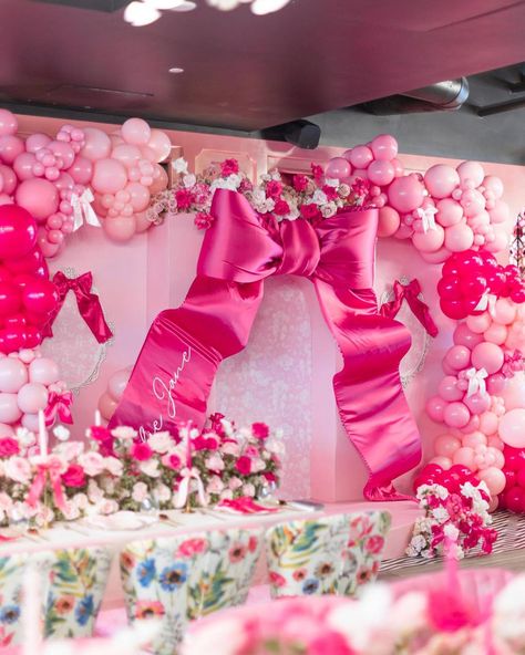 Check out our new hot pink bow 🎀 | Instagram Miffy Decoration, Decorasi Wedding, Ribbon Backdrop, Floral Backdrops, Candy Theme Birthday Party, Balloon Ceiling, Flower Shop Decor, Bow Party, Strawberry Baby