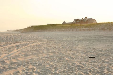 South Hampton New York, Coastal Grandmother Summer, Hampton New York, East Coast Beaches, Southampton New York, South Hampton, Nancy Meyers, Under The Tuscan Sun, Coastal Grandmother