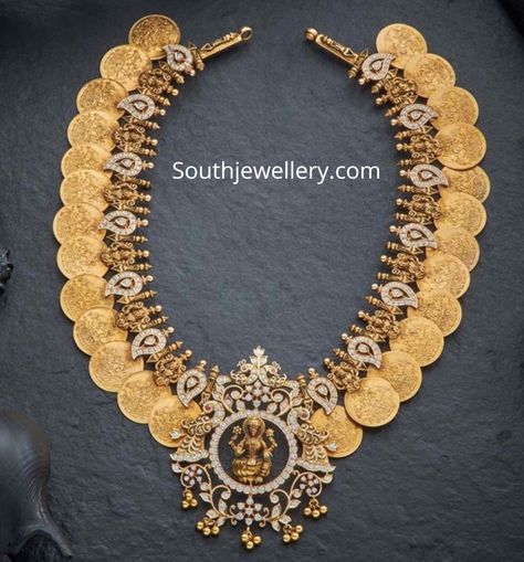 Diamond Lakshmi kasu haram photo Kasulaperu Jewellery Indian Latest, Kasu Mala Designs Gold Latest, Kasula Peru Latest Designs, Kasulaperu Latest Designs, Kaasu Mala, Kasula Haram, Kasula Peru, Kasu Haram, Desi Wardrobe