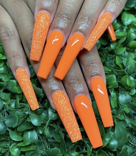 Orange And Glitter Acrylic Nails, Orange Bottom Nails, Orange Nails By Skin Tone Range, Orange Cute Nails, Orange Sparkly Nails, Sparkly Orange Nails, Burnt Orange Nails Acrylic, Orange Vacation Nails, Orange And Silver Nails