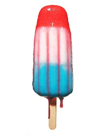 Turn this into an adult drink!! 1 1/2 oz UV Blue Vodka  3 oz cranberry juice  1 oz orange juice  tastes just like a Bomb pop! Rocket Pop, Moodboard Pngs, Bomb Pop, Ice Lolly, Ice Cream Truck, Ice Pops, Diy Life Hacks, Diy Life, Adult Drinks