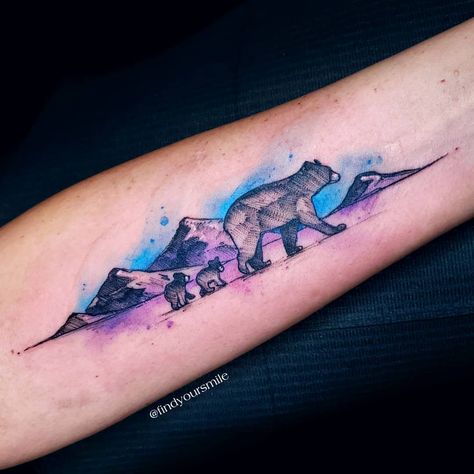 Russell Van Schaick on Instagram: “Some bears :) . . . . #findyoursmile #bear #beartattoo #watercolor #watercolortattoo” Mama Bear Tattoo Mothers, Momma Bear Tattoo, Kid Tattoos, Kid Tattoos For Moms, Bday Tattoo, Tattoos For Moms, Tat Inspiration, Mother Tattoos For Children, Bear Tattoo Designs