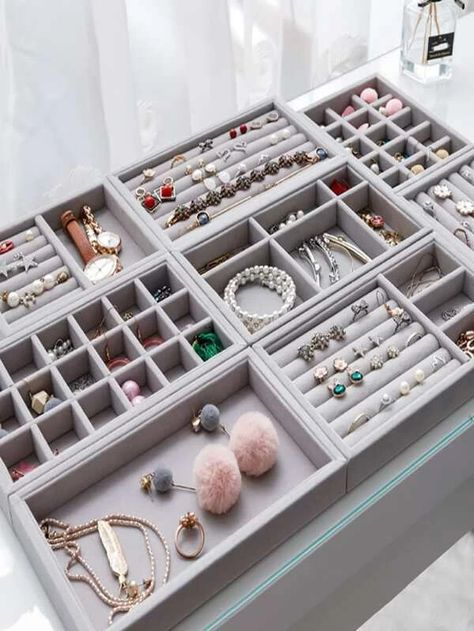 1pc Jewelry Storage Box | SHEIN USA Crystal Organization, Sales Collateral, Bedroom Closets, Dresser Drawer Organization, Jewellery Storage Display, Perfume Storage, Jewelry Trays, Jewelry Display Organizer, Jewelry Tray Organizer