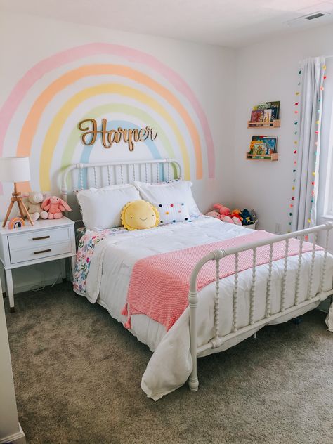 Decorating Nursery, Toddlers Bedroom, Organization Nursery, Furniture Nursery, Rainbow Bedroom, Bedroom Painting, Big Girl Bedrooms, Toddler Girl Room