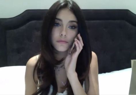 Madison Beer Old Pictures, Madison Beer, Pretty Makeup, Divine Feminine, Old Pictures, Ferrari, Beer, Celebrities, Makeup