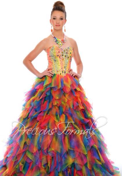 Puffy Ugly Prom Dress, Rainbow Prom Dress, Rainbowcore Fashion, Colourful Clothes, Ugly Dresses, Rainbow Outfit, Unique Prom Dresses, Rainbow Dress, Prom Dress Shopping