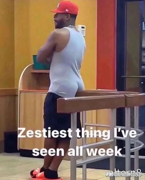 Zesty Men, Funny Black People, Funny Short Clips, Snapchat Funny, Instagram Funny Videos, Very Funny Pictures, Funny Profile Pictures, Funny Reaction Pictures, Instagram Funny