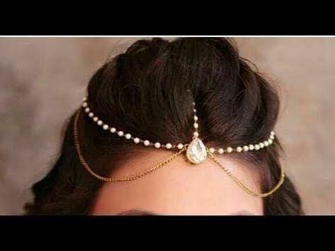 Forehead Chain Bridal Indian, Teeka Hairstyles, Maang Tika Hairstyle, Teeka Designs, Head Jewelry Headpieces, Forehead Jewelry Indian, Head Jewelry Indian, Indian Hair Jewelry, Hair Chain Jewelry