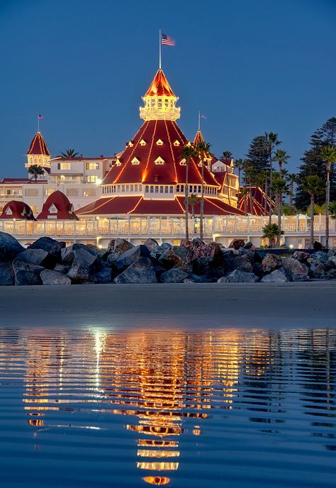 Hotel Del Coronado San Diego, Coronado San Diego, Beautiful America, Sweet California, Historic Landmarks, Coronado Island, California Trip, Beautiful California, Hotel Del Coronado