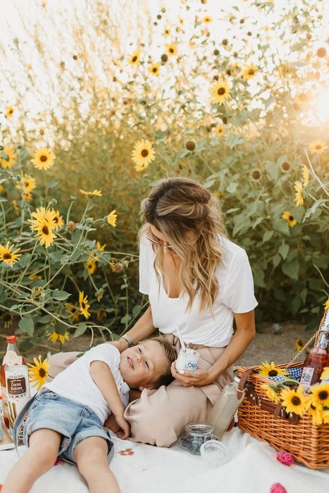 For kids https://www.amazon.com/gp/product/B075C1MC5T Mother Son Photos, Mommy And Me Photo Shoot, Mother Son Photography, Mommy And Son, Boys Summer Outfits, Sunflower Fields, Girl Onesies, Shooting Photo