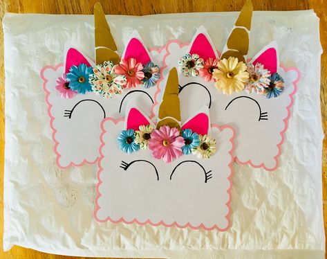 Unicorn birthday party invitation DIY for my little girls bday Diy Invitation Card, Birthday Party Invitations Diy, Unicorn Diy, Unicorn Invitation, Anniversaire Diy, Invitation Card Birthday, Unicorn Birthday Party Invitation, Birthday Invitations Diy, Unicorn Birthday Invitations