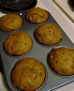 Vegan Summer Squash Bread Perfection! Yellow Squash Muffins, Summer Squash Bread, Squash Zucchini Recipes, Vegan Squash, Squash Muffins, Squash Bread, Yellow Squash Recipes, Vegan Pie, My Backpack