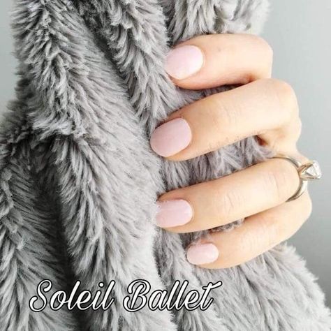 Coconut Nail Art, Halloween Vacation, Pale Pink Nails, Soft Pink Nails, Pink Nail Colors, Toffee Nut, Neutral Pink, Light Pink Nails, Nail Polish Strips