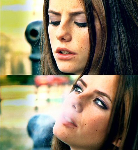 Effy from Skins UK Skins Aesthetic Effy, Skins Fire Effy, Freddie And Effy Aesthetic, Effy Quotes Skins, Effy Stonem Personality, Skins Fire, Elizabeth Stonem, Uk Life, Effy Stonem