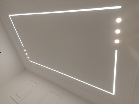 Profile Light Design Ideas, Drywall Led Lights, Profile Light Ideas, Profile Lights In Ceiling Design Bedroom, Bedroom Profile Light, Led Profile Plafond, Profile Led Light In Ceiling, Fall Celling Design Hall, Ceiling Design Profile Light