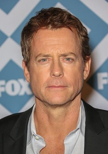 Greg Kinnear - Over 50 Mens Long Hairstyles, Short Haircuts For Men, Greg Kinnear, Long Silver Hair, Men Over 50, Cool Hair, Beach Wave Hair, Men's Long Hairstyles, Grow Long Hair