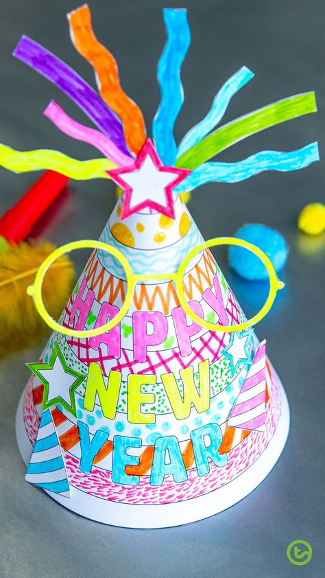 Easy New Year's activity for kids: printable party hat coloring activity. New Year’s Eve Crafts, New Year Crafts For Kids, Party Hat Craft, Preschool Hat, News Years Crafts For Kids, Kids Party Hats, Party Hat Template, New Years Hat, Hat Template