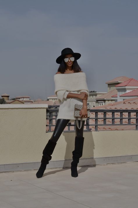 Off Shoulder Sweater Outfit, Off The Shoulder Sweater Outfit, Gucci Bag Dionysus, Black Fedora Hat, Chic Winter Style, Faux Leather Pencil Skirt, Black Fedora, H&m Leggings, Closet Inspiration