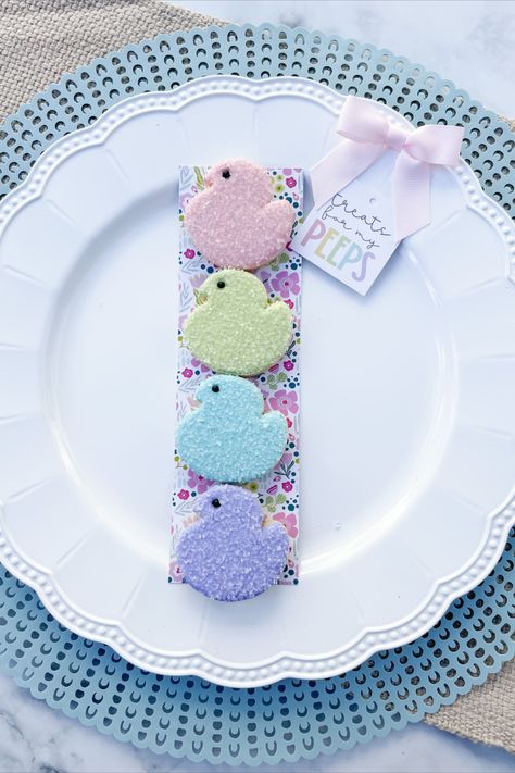 Easter cookies - mini peep marshmallow inspired sugar cookies Easter Cookies Ideas, Peeps Cookies, Easter Sugar Cookies Decorated, Sweet Board, Easter Sugar Cookies, Sugar Cookie Ideas, Company Party, Cookies Ideas, Cookie Time