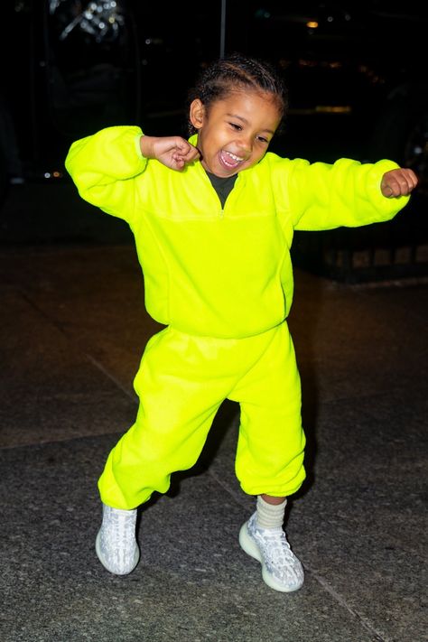 Saint West Kids Yeezys, Jenner Kids, Saint West, Famous Kids, Cute Mixed Babies, Kardashian Kids, Jenner Family, Kool Kids, Baby Fits