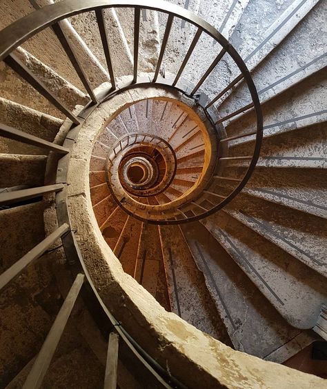 Villa Medici   #stairs #spirale Villa Medici, Rome Attractions, Cam Girls, Trip Advisor, Rome, You Must, Stairs, Villa, Architecture