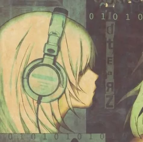 Girl With Headphones, Grunge Art, Widget Icon, Anime Shadow, Pfp Ideas, Art Icon, Laura Lee, Spotify Playlist, Phone Themes