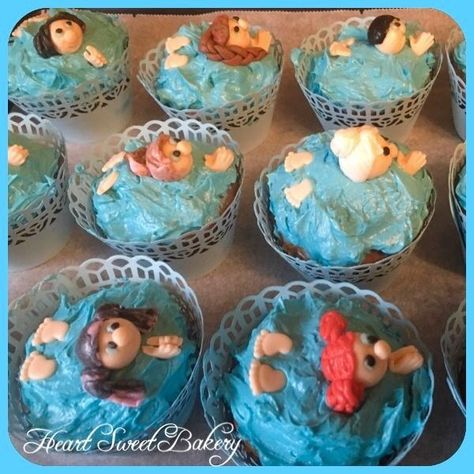 Swimming Cupcakes, Swim Teacher, Swimming Pool Cake, Swimming Cake, Pool Cake, Heart Cakes, Bake Cheesecake, Cupcakes Cake, Cupcake Ideas