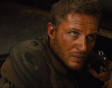 Tom Hardy Mad Max, Under The Veil, Mad Max Fury, Dream Husband, Mad Max Fury Road, Thomas Hardy, Fury Road, Ideal Man, Hot Lips