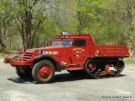 Fire Trucks Pictures, Wildland Fire, Amphibious Vehicle, Concept Vehicles, Fire Equipment, Army Truck, Antique Trucks, Fire Apparatus, Big Rig Trucks