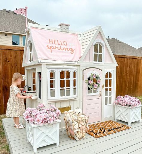 Little Tikes Playhouse Makeover, Amazon Flowers, Playhouse Makeover, Kids Playhouse Outdoors, Spring Banner, Baby Playroom, House Cafe, Wendy House, Girls Playroom