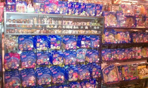 ... LPS Littlest Pet Shop Display Sections | by BOBAKHAN Toys & Collectibles Pet Shop Display, Lps Sets, 00s Nostalgia, Lps Toys, Lps Pets, Little Pet Shop Toys, Lps Littlest Pet Shop, Cooking Classes For Kids, Candle Displays