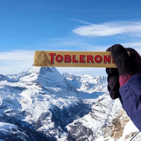 Philographikon Rainer Rauhut on Instagram: “Via @simongerman600 twitter. A Toblerone chocolate bar perfectly lined up with Mount Toblerone in Switzerland. Also, I guess by now you…” Lake Chad, Toblerone Chocolate, Land Surveyors, Zermatt Switzerland, Time To Travel, Milky Way Galaxy, Zermatt, Giza, Salzburg