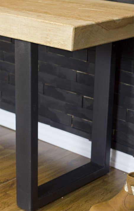 Build an industrial modern wood bench with this simple DIY tutorial. All you need is a wood slab and these industrial bench legs. Diy Dining Room Bench, Bench For Table, Patio Table Ideas, Easy Diy Bench, Bedroom Furniture Colors, Plant Bench, Modern Wood Bench, Modern Dining Bench, Rustic Wood Doors