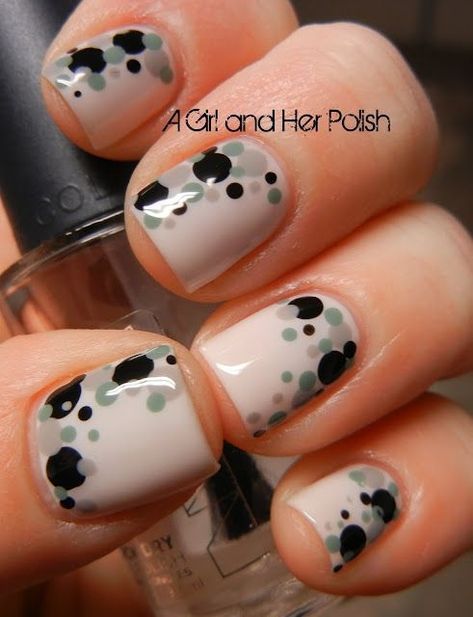 Mail Art Trends 2023, Dot Nail Art, Nail Stuff, Dots Nails, Short Acrylic, Simple Nail Art Designs, Black Nail, Get Nails, Fabulous Nails